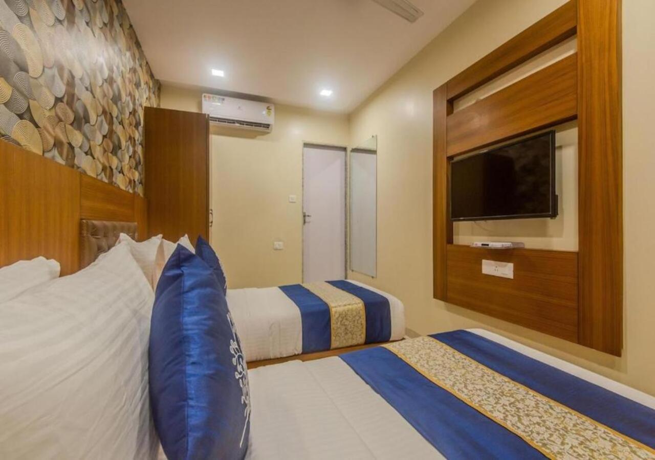 Hotel Arton Regency Near Terminal 2 Airport Mumbai Bagian luar foto