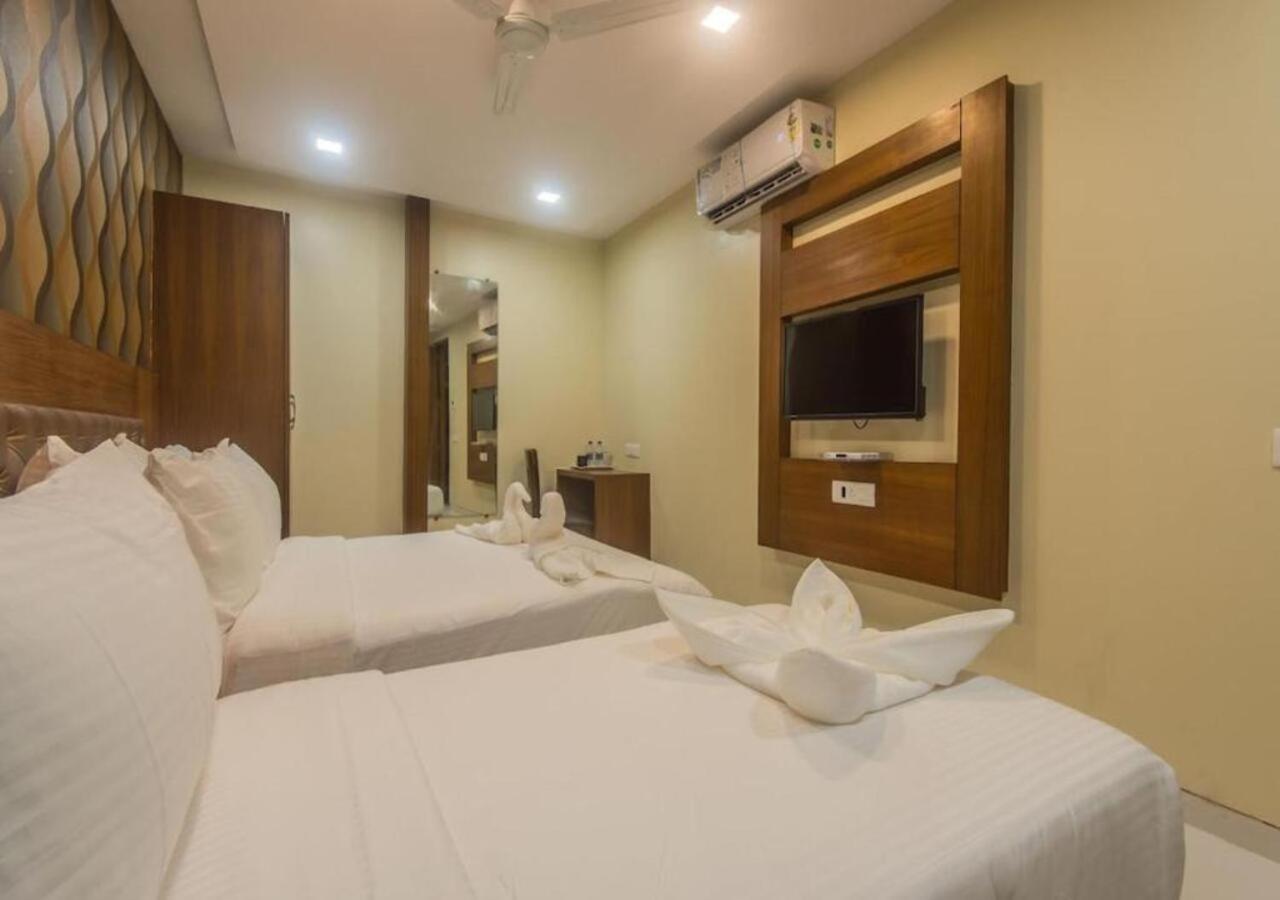 Hotel Arton Regency Near Terminal 2 Airport Mumbai Bagian luar foto